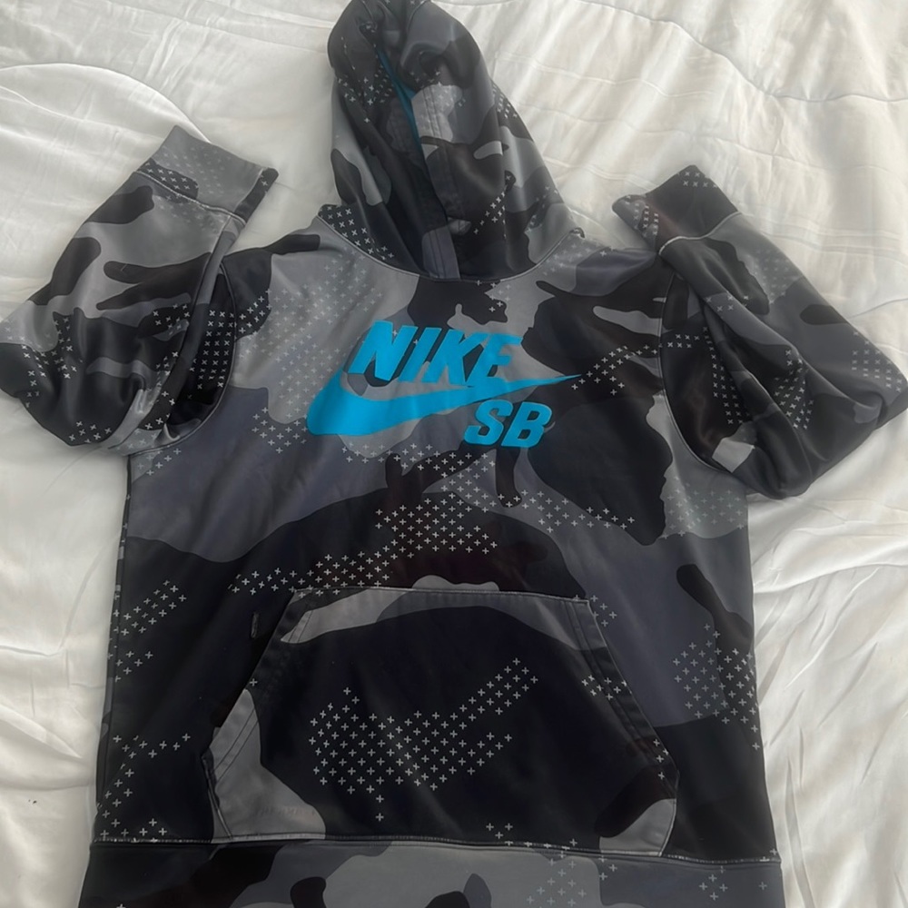 Youth L Nike hoodie